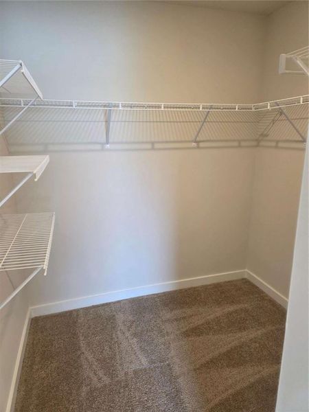 Spacious, unfurnished interior of a new home in Creekbend Overlook, Fairburn (Image 6).