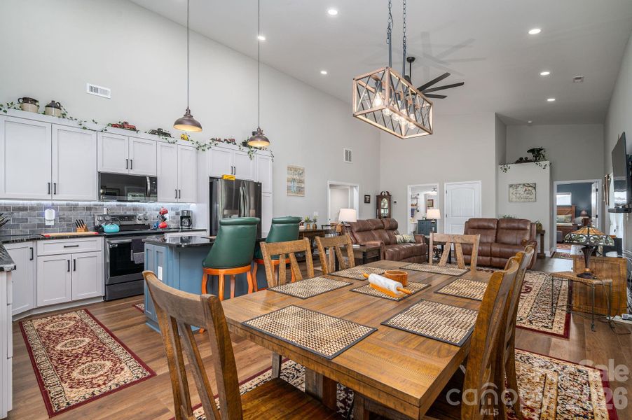 Furnished interior view inside a new home in , Lincolnton (Image 26).