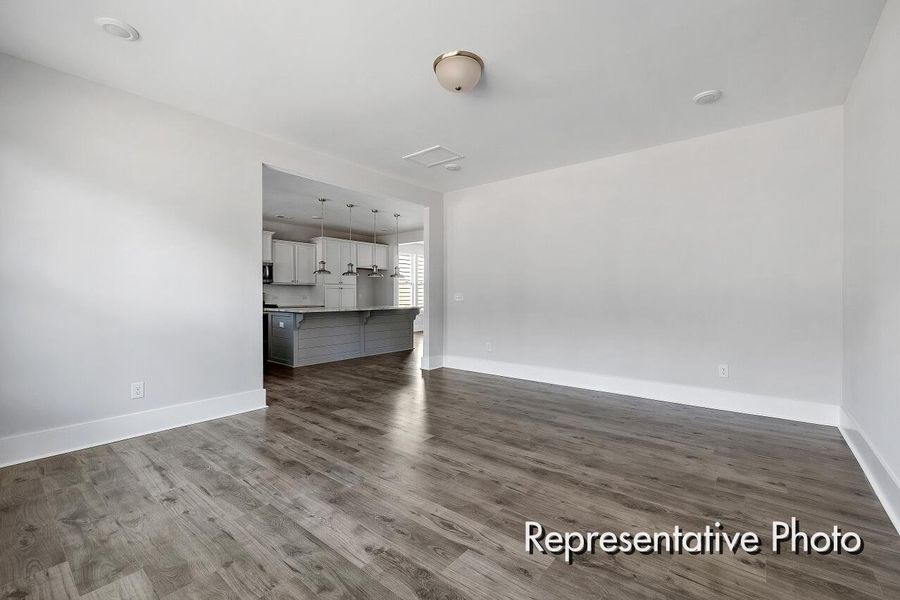 Spacious, unfurnished interior of a new home in , Ravenel (Image 12).