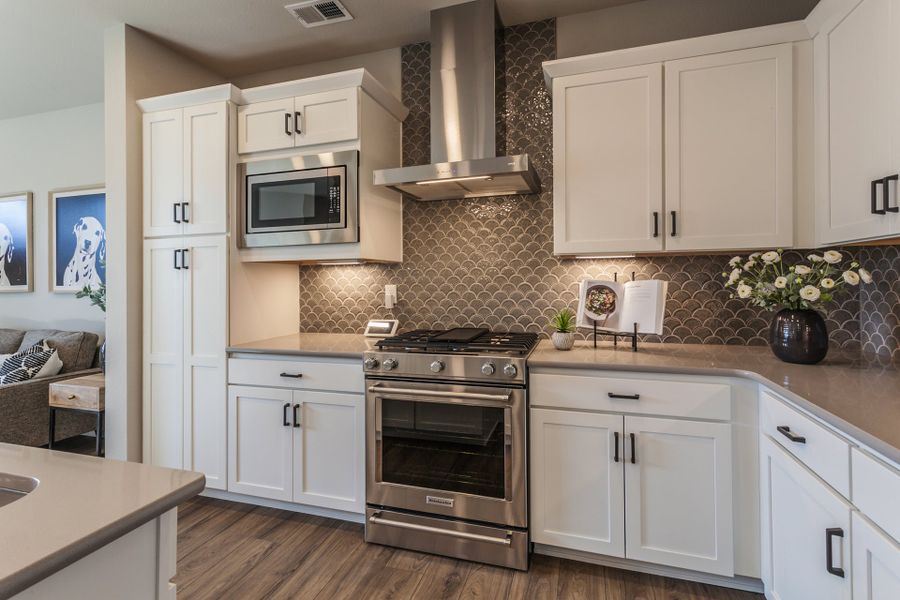Representative furnished interior of a home built from the Telluride 1A by Hartford Homes in Timnath Ranch Townhomes, Timnath (Image 10).