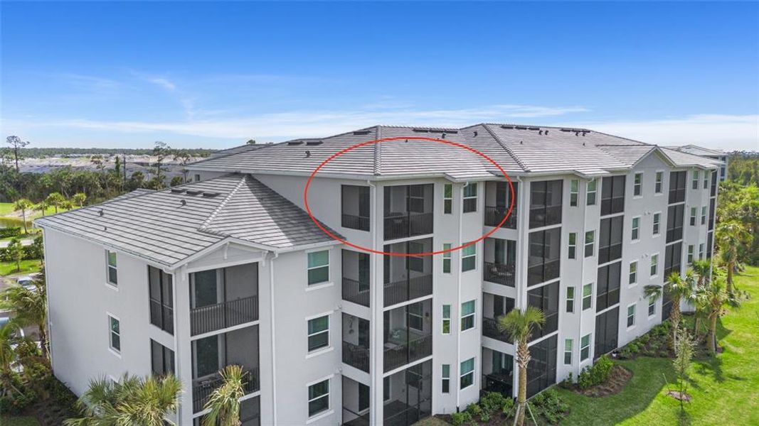 Condo located in Punta Gorda, FL showcasing its design and architecture (Image 5).