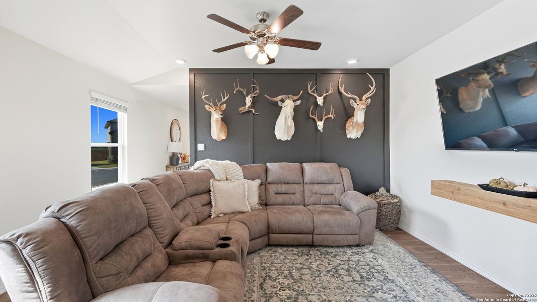 Furnished interior view inside a new home in , Floresville (Image 6).
