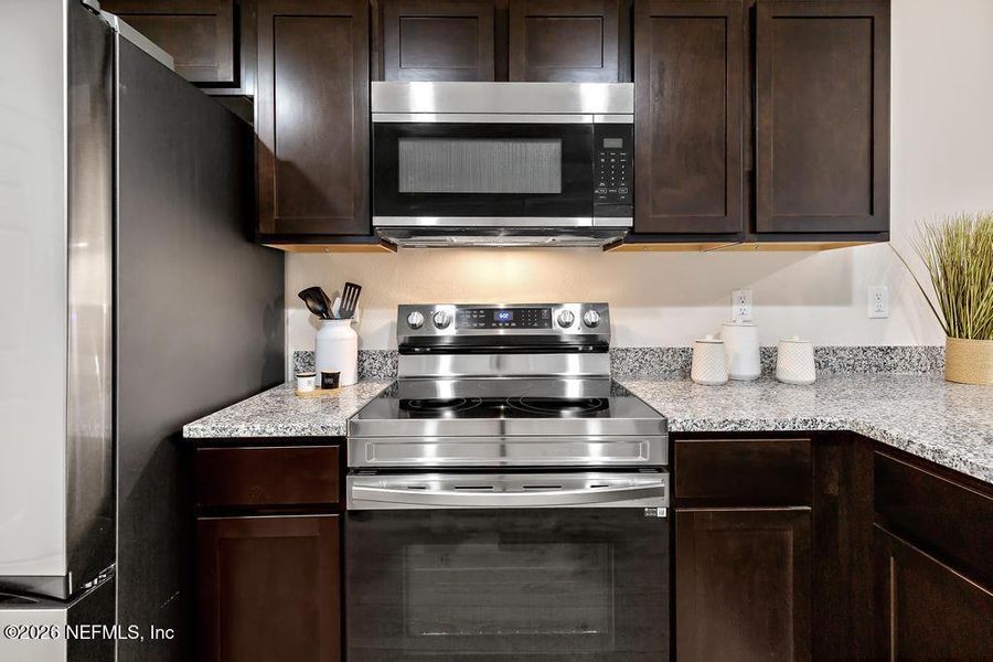 Close-up of interior finishes inside a home in , Jacksonville (Image 18). Close-up of interior finishes inside a home in , Jacksonville (Image 18).