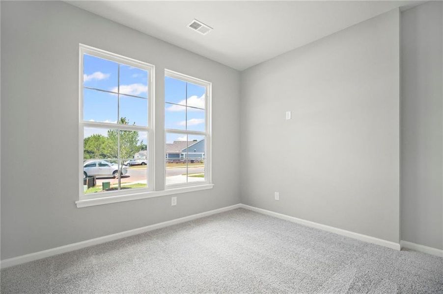 Spacious, unfurnished interior of a new home in Laurel Farms, Dallas (Image 30).