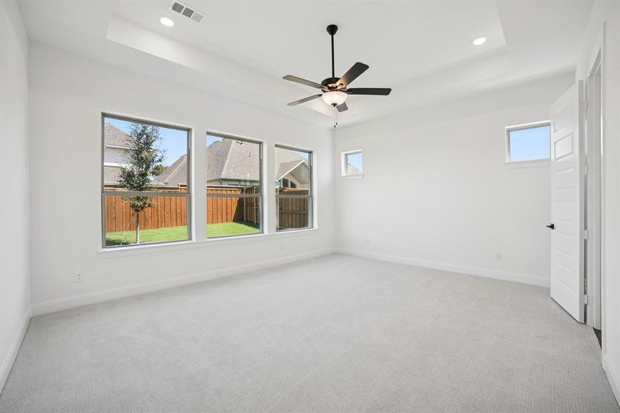 Spacious, unfurnished interior of a new home in Terraces – Estates, Rockwall (Image 19).