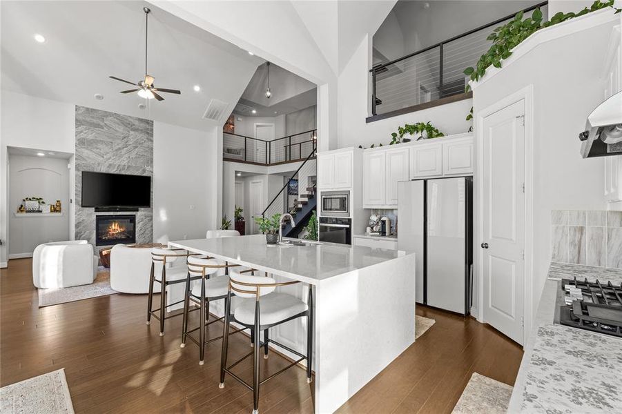 Furnished interior view inside a new home in , Corinth (Image 28).