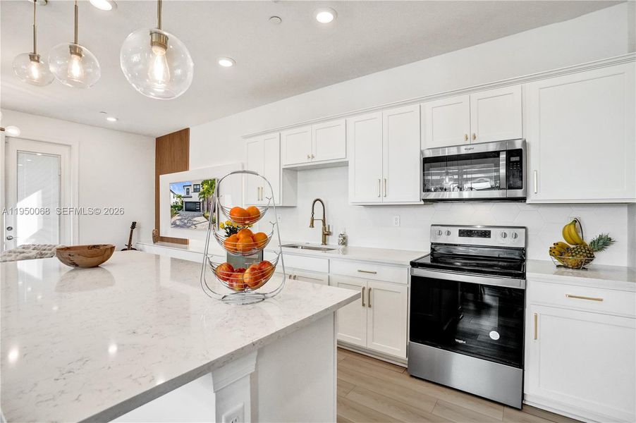 Furnished interior view inside a new home in , Plantation (Image 6).