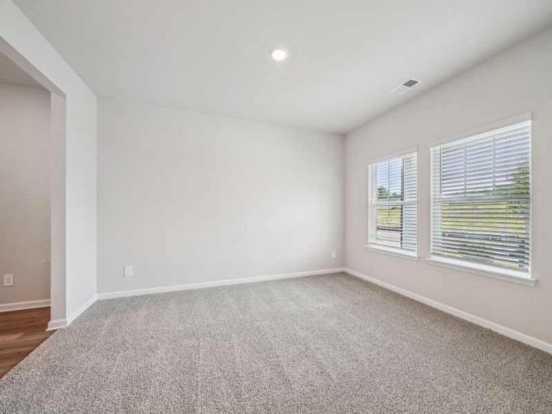 Spacious, unfurnished interior of a new home in Vines at Mill Creek - Estate Series, Braselton (Image 13).