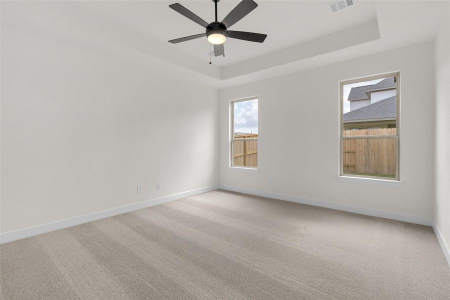 Spacious, unfurnished interior of a new home in Midline, Webster (Image 19). Spacious, unfurnished interior of a new home in Midline, Webster (Image 19).