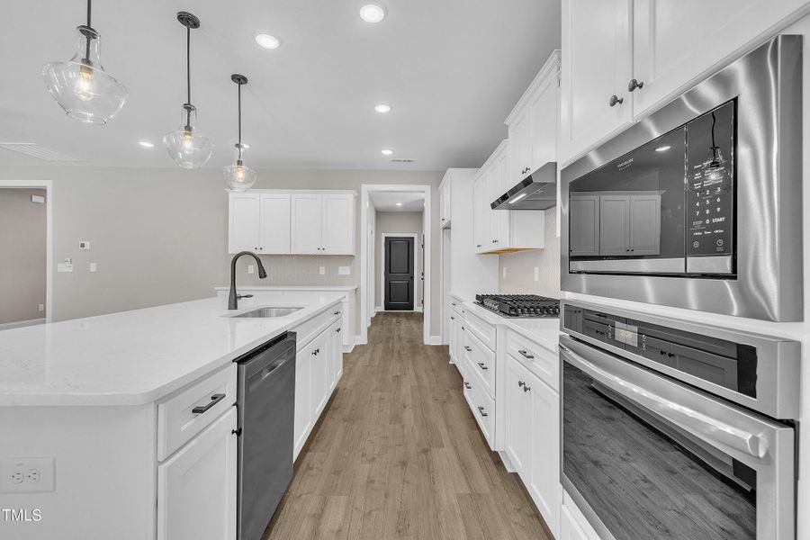 22-9169 Dupree Mdw Dr-26