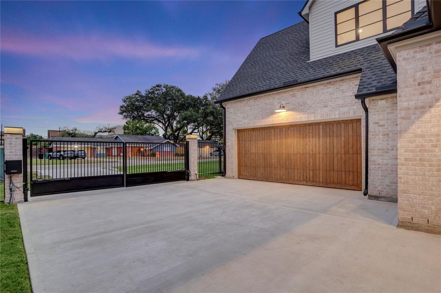 Exterior details and patio area of a home in , Houston (Image 3).