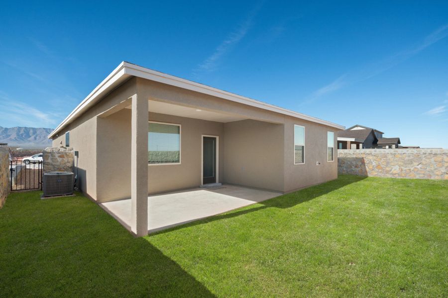 Exterior details of a home in Summer Sky, El Paso (Image 4).