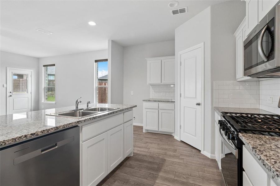 Furnished interior view inside a new home in , Fort Worth (Image 10). Furnished interior view inside a new home in , Fort Worth (Image 10).