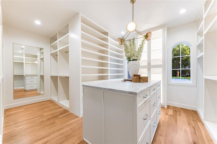 Furnished interior view inside a new home in , Dallas (Image 5). Furnished interior view inside a new home in , Dallas (Image 5).