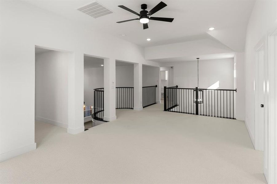 Spacious, unfurnished interior of a new home in Valencia on The Lake, Little Elm (Image 26).