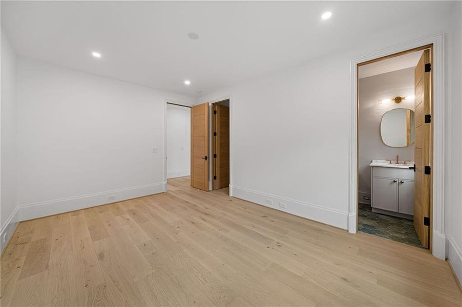 Spacious, unfurnished interior of a new home in , Atlanta (Image 22). Spacious, unfurnished interior of a new home in , Atlanta (Image 22).