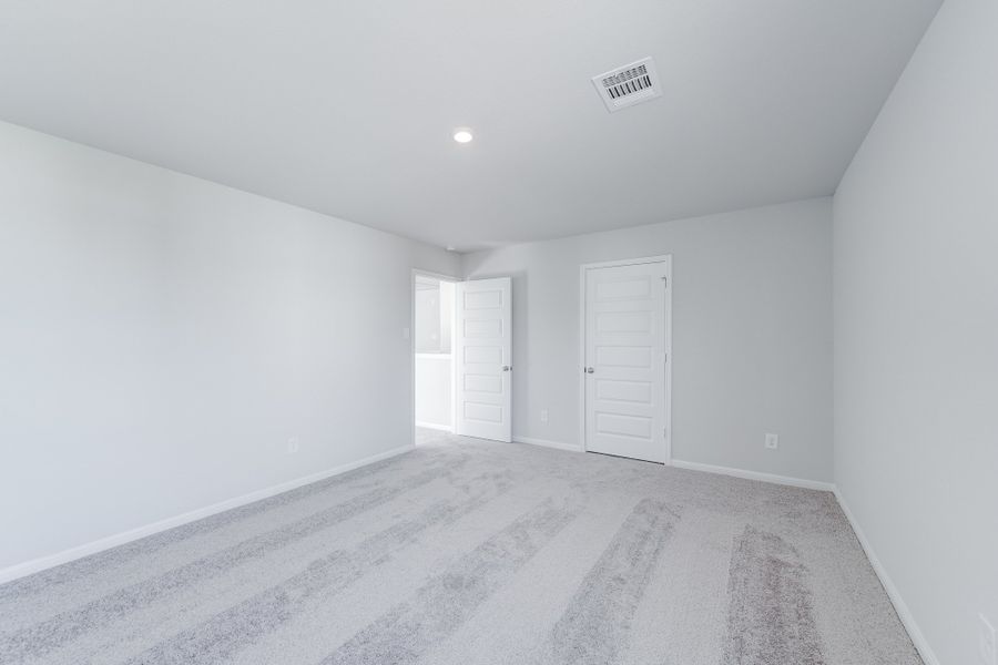Spacious, unfurnished interior of a new home in Meadows of Chandler, Chandler (Image 38).