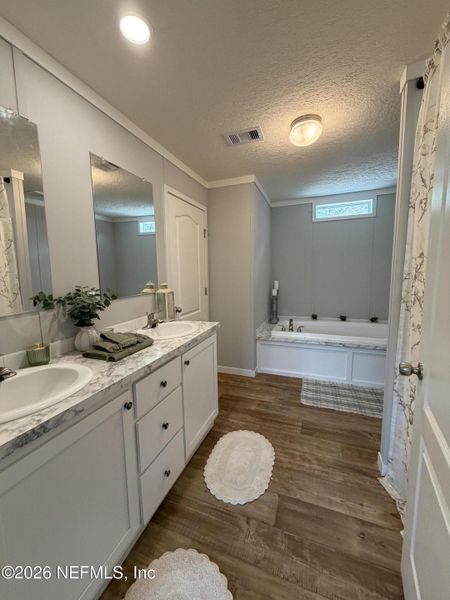 Furnished interior view inside a new home in , Starke (Image 6).