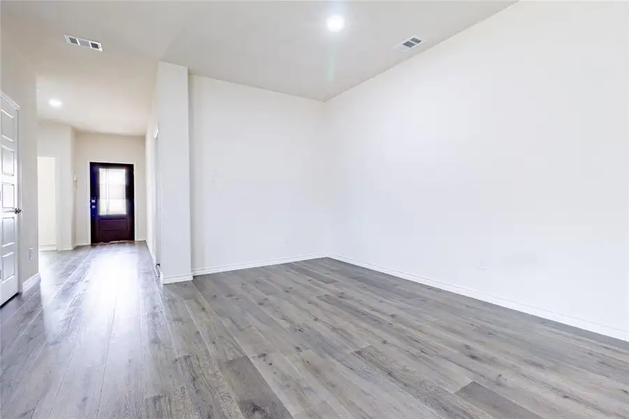 Spacious, unfurnished interior of a new home in , Celina (Image 17).