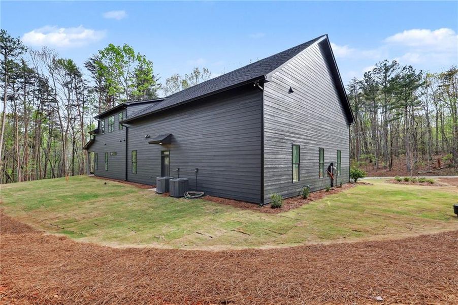 Exterior details and patio area of a home in , Clarkesville (Image 29).
