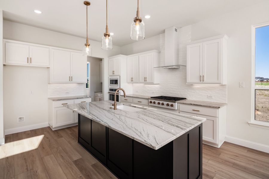 Furnished interior view inside a new home in Cambridge Crossing, Celina (Image 13).