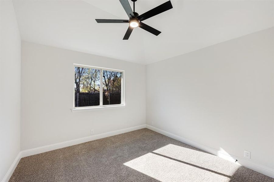 Spacious, unfurnished interior of a new home in Maplewood, Glenn Heights (Image 30).