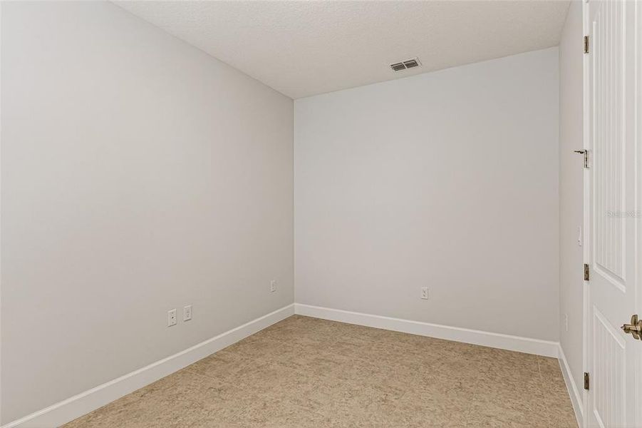 Spacious, unfurnished interior of a new home in , Palm Bay (Image 19).
