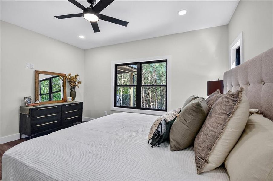 Furnished interior view inside a new home in , McCaysville (Image 14).
