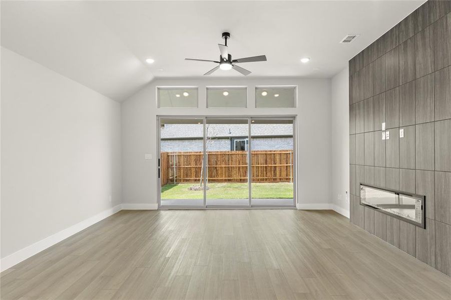 Spacious, unfurnished interior of a new home in Valencia on The Lake, Little Elm (Image 17). Spacious, unfurnished interior of a new home in Valencia on The Lake, Little Elm (Image 17).
