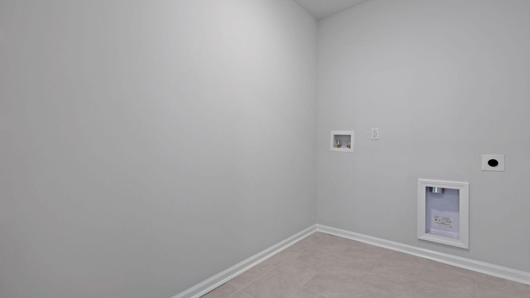 Spacious, unfurnished interior of a new home in Founders Corner, Summerville (Image 26).
