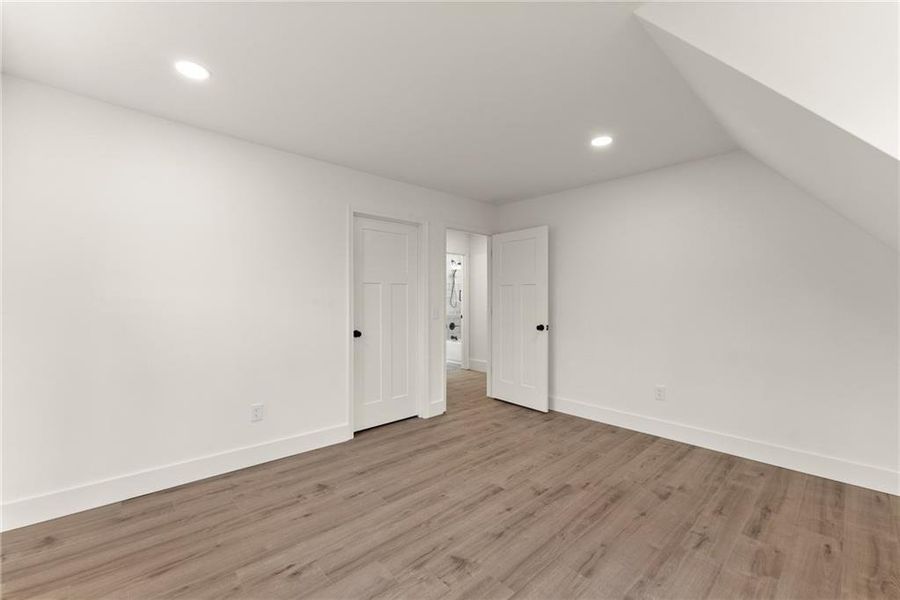 Spacious, unfurnished interior of a new home in , Dawsonville (Image 23).