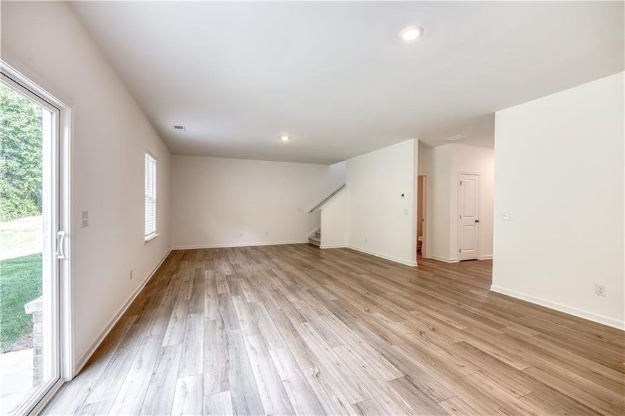 Spacious, unfurnished interior of a new home in Watson Farms, Loganville (Image 30). Spacious, unfurnished interior of a new home in Watson Farms, Loganville (Image 30).