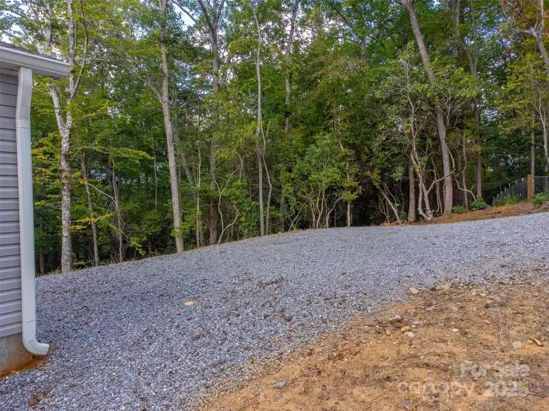 Image 40 of a home in .