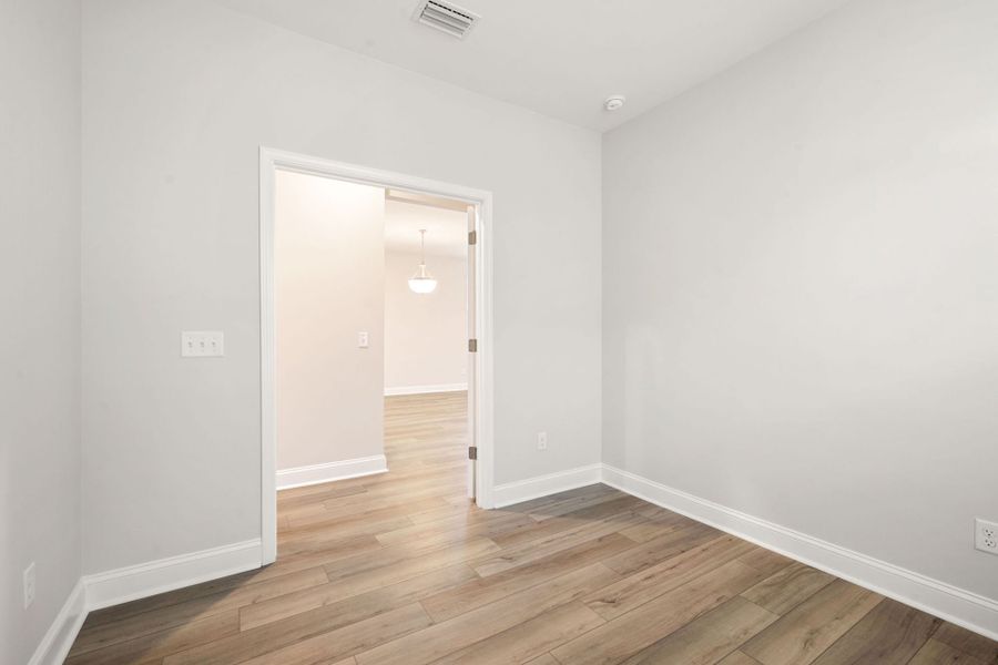 Spacious, unfurnished interior of a new home in Del Webb Savannah at Heartwood, Richmond Hill (Image 22). Spacious, unfurnished interior of a new home in Del Webb Savannah at Heartwood, Richmond Hill (Image 22).