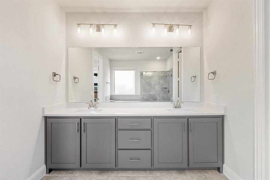 Furnished interior view inside a new home in Ridgepoint, Midlothian (Image 20).