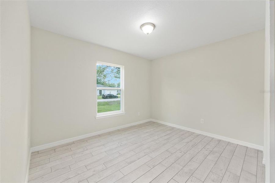 Spacious, unfurnished interior of a new home in , Ocala (Image 28).