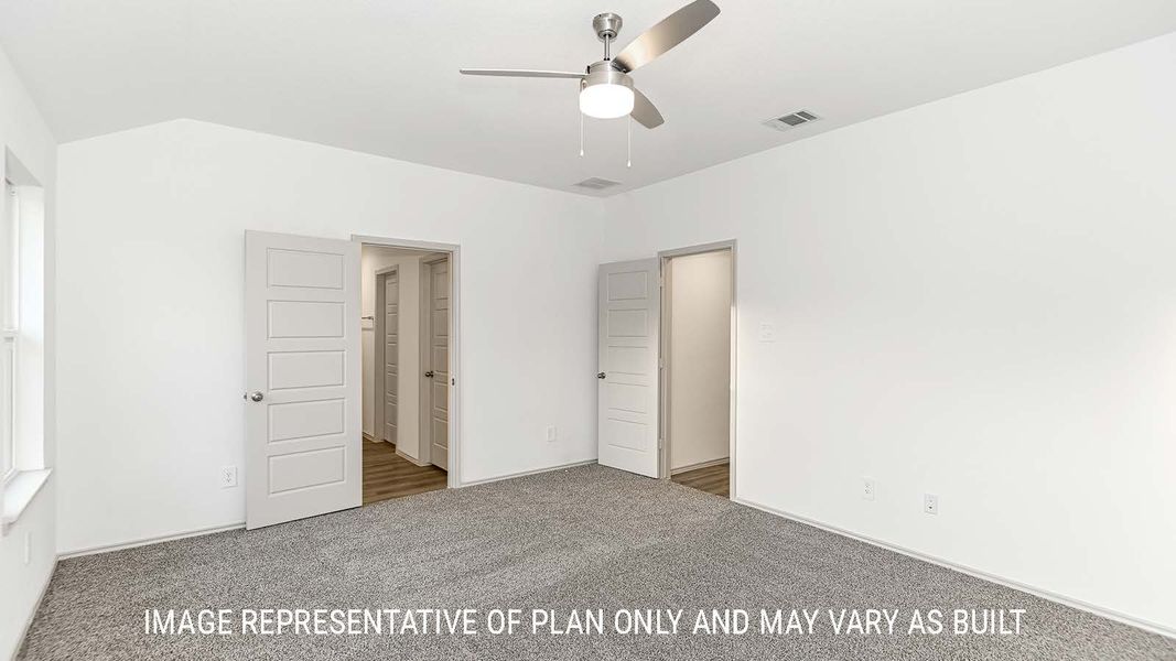 Spacious, unfurnished interior of a new home in Reserve at Mallard Lakes, Orange (Image 14).