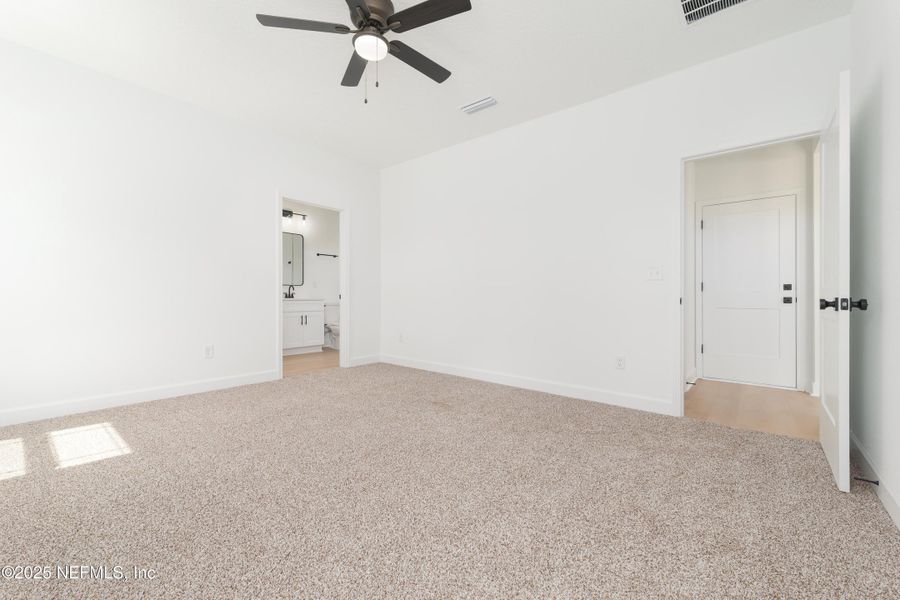 Spacious, unfurnished interior of a new home in , Keystone Heights (Image 17). Spacious, unfurnished interior of a new home in , Keystone Heights (Image 17).