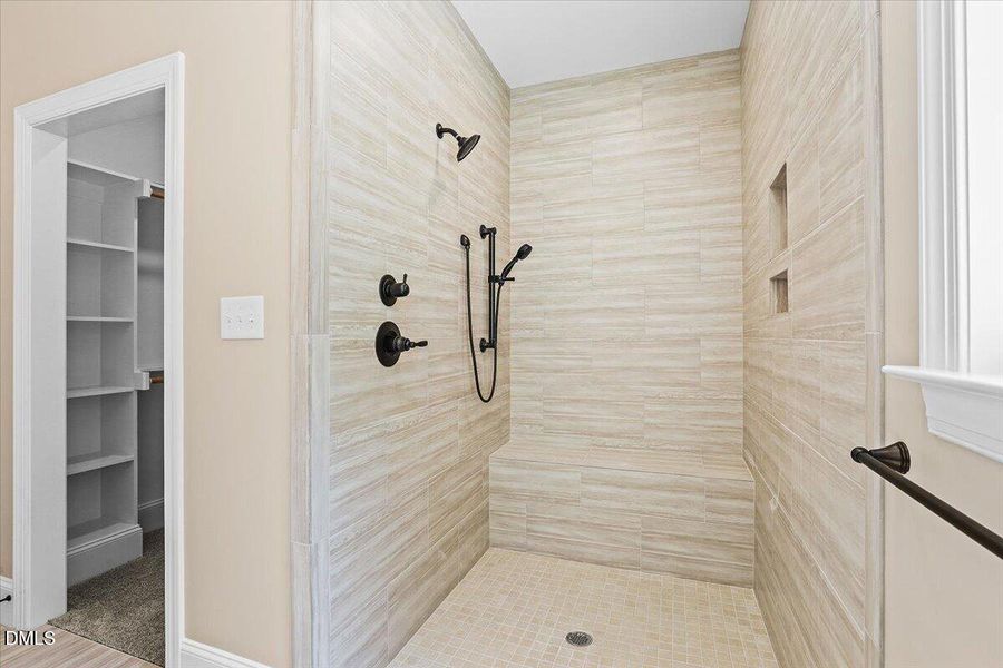 Lightwater Principle Bathroom 2