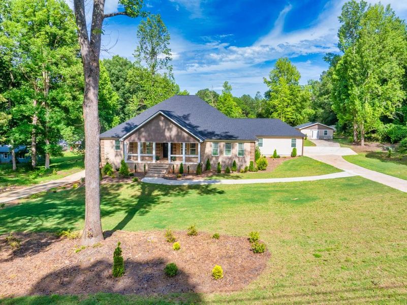Front exterior of a new home in , Oxford, GA, highlighting curb appeal (Image 23).