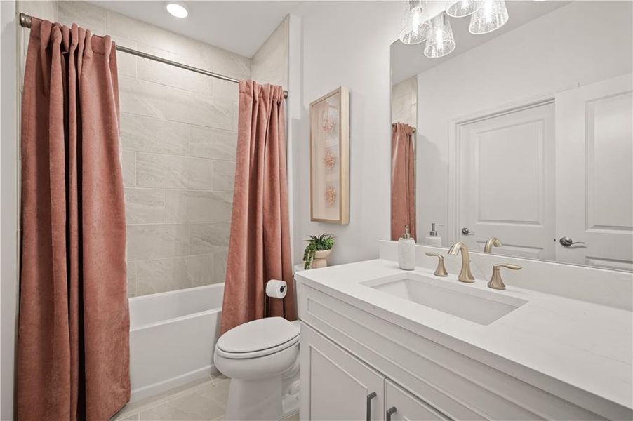 Furnished interior view inside a new home in Echols Farm, Hiram (Image 5).