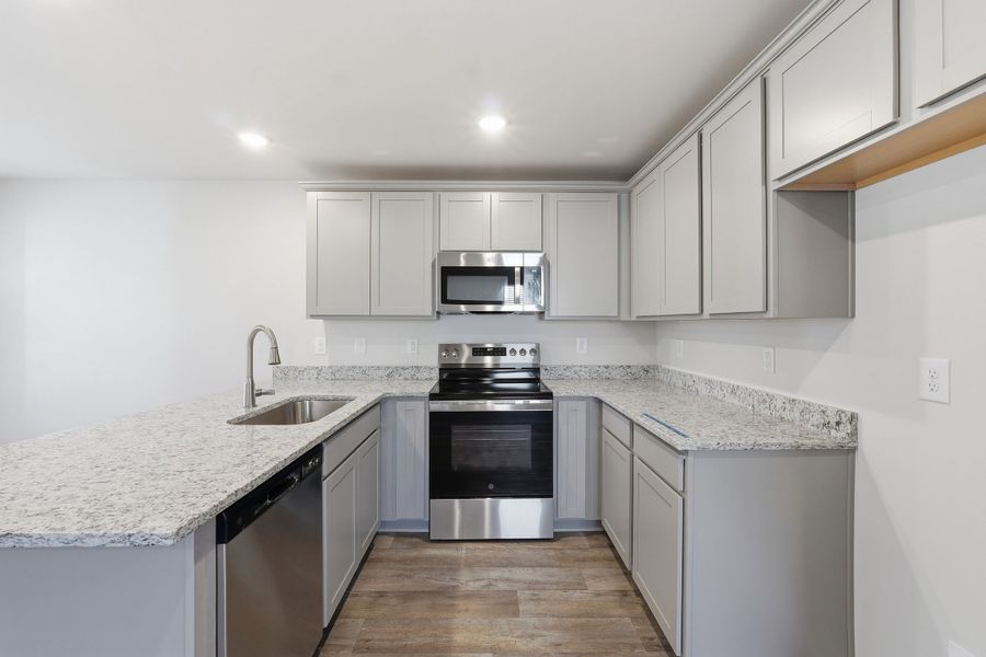 3br New Home in Union City, GA.  - Slide 8