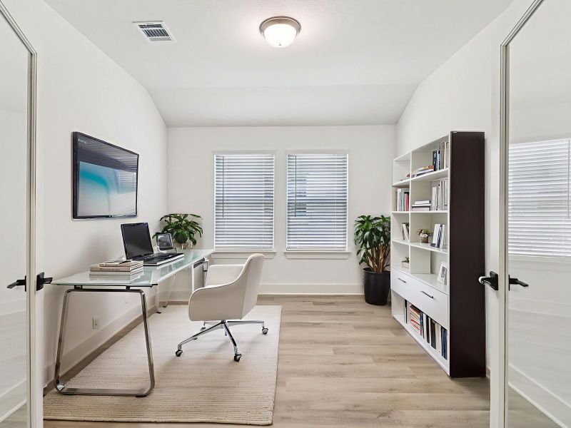 Furnished interior view inside a new home in Sagebrooke - Classic Series, San Antonio (Image 6).