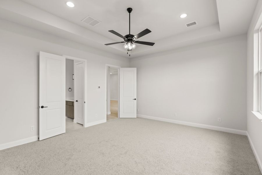 Representative unfurnished interior of a home built from the Diana - 70 ft Home Site by Rockwell Homes in Nelson Lake Estates, Rockwall (Image 43). Representative unfurnished interior of a home built from the Diana - 70 ft Home Site by Rockwell Homes in Nelson Lake Estates, Rockwall (Image 43).