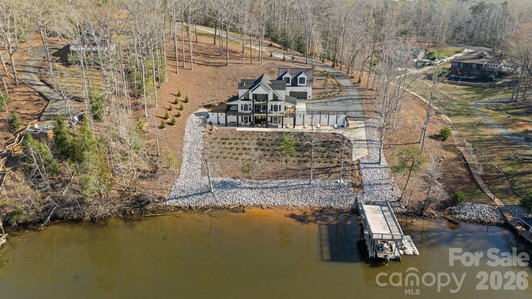 1.43+/- Acres Of Luxury Waterfront Lifestyle