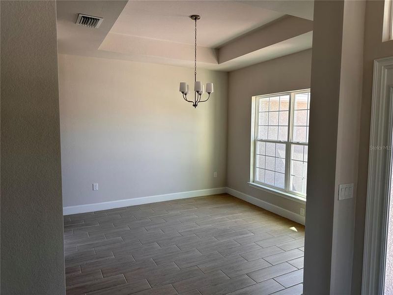 Spacious, unfurnished interior of a new home in South Gulf Cove, Port Charlotte (Image 11).