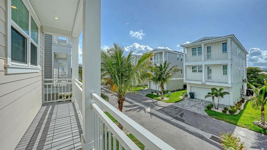 Exterior details and patio area of a home in , Cortez (Image 3).