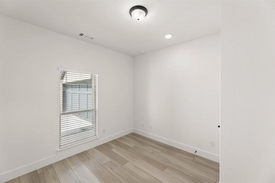 Spacious, unfurnished interior of a new home in , Midlothian (Image 34). Spacious, unfurnished interior of a new home in , Midlothian (Image 34).