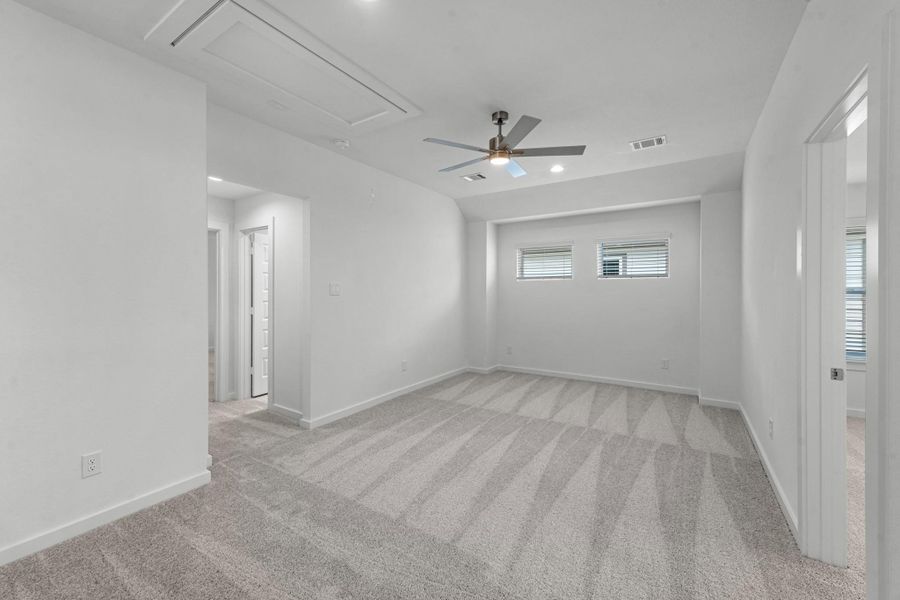 Spacious, unfurnished interior of a new home in Grand Mason Crossing, Katy (Image 22). Spacious, unfurnished interior of a new home in Grand Mason Crossing, Katy (Image 22).