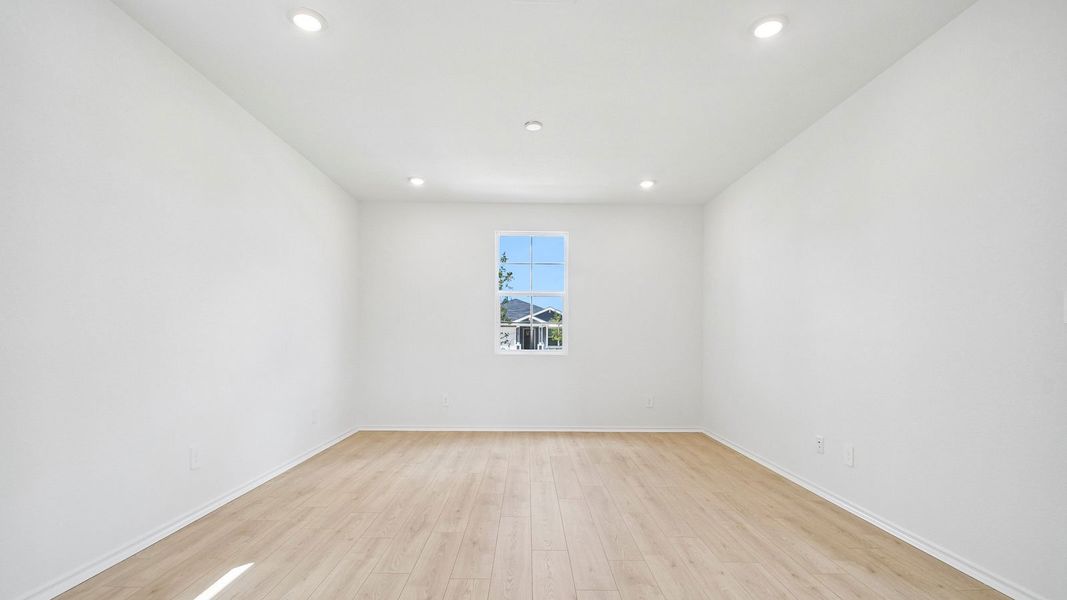 Spacious, unfurnished interior of a new home in Valverde, Bastrop (Image 16). Spacious, unfurnished interior of a new home in Valverde, Bastrop (Image 16).
